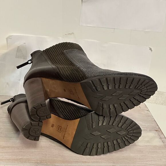 Donald J. Pliner Black Ankle Boots Sleek Minimalist Design new size 10 - Picture 7 of 7